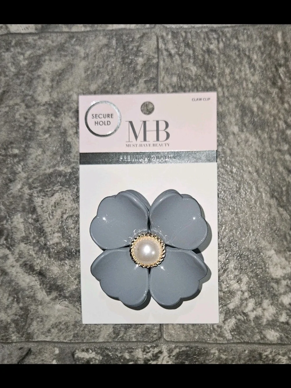 Must Have Beauty Acrylic Gray Flower Hair Claw Clip BNIB